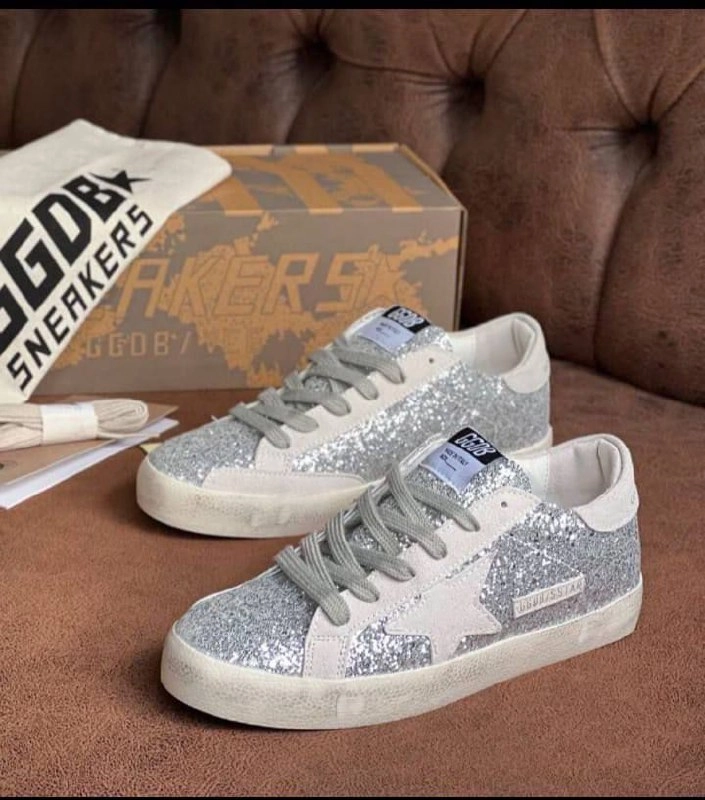 Golden Goose Gümüş Spor Ayakkabı