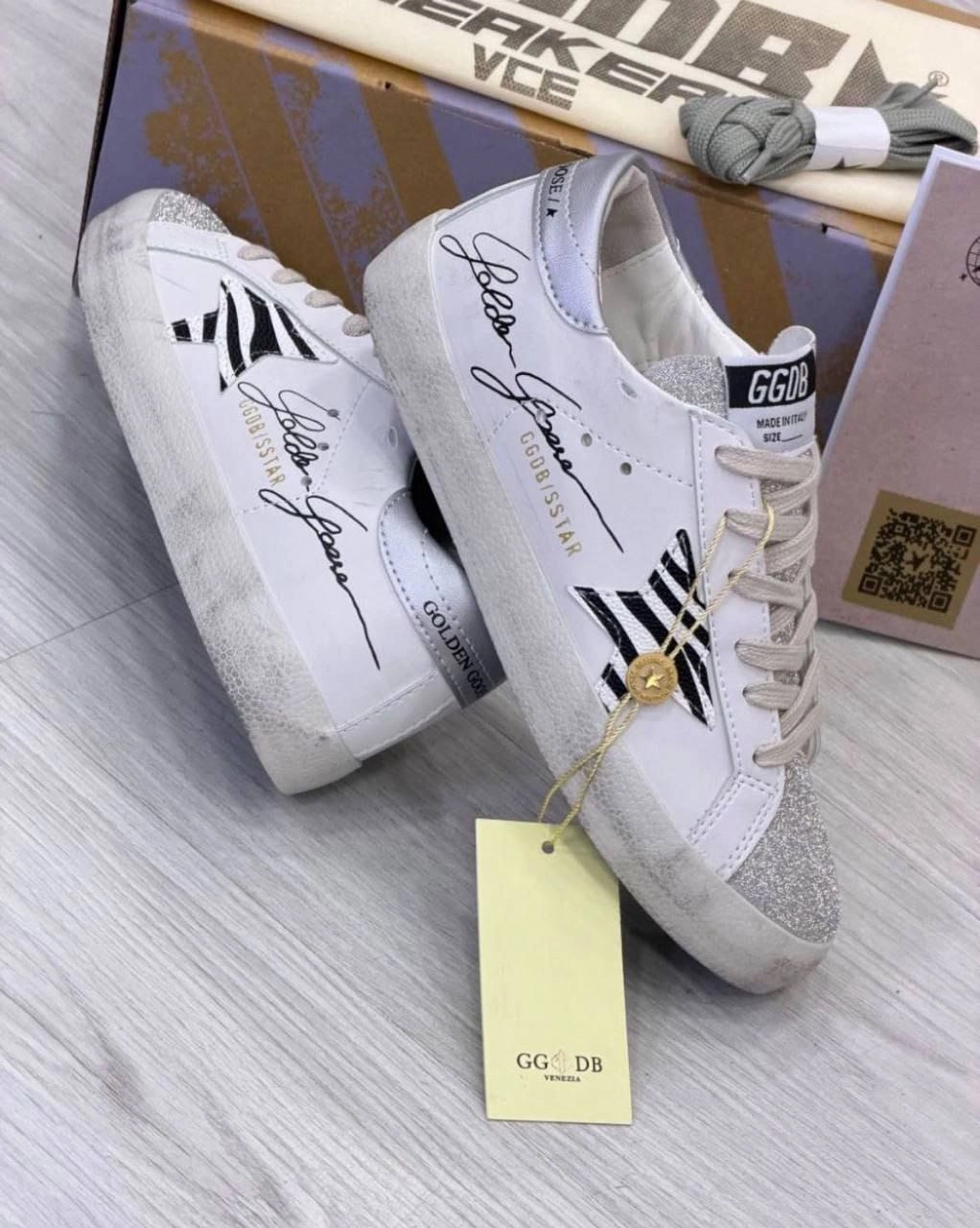 Golden Goose Deluxe Zebra