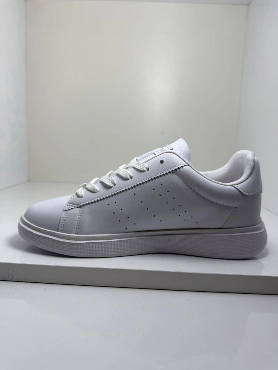 Wipper Unisex Spor Ayakkabı– Üst Kalite & Şıklık