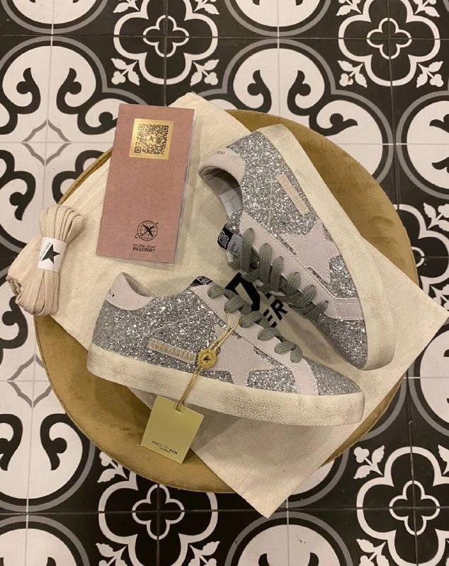 Golden Goose Gümüş Spor Ayakkabı