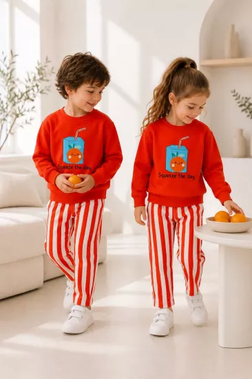 UNİSEX KIRMIZI ÇİZGİLİ ÇOCUK TAKIM